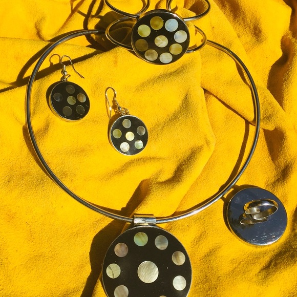 5 Piece Necklace Earring Bracelet Ring Set Abalone - Picture 3 of 8